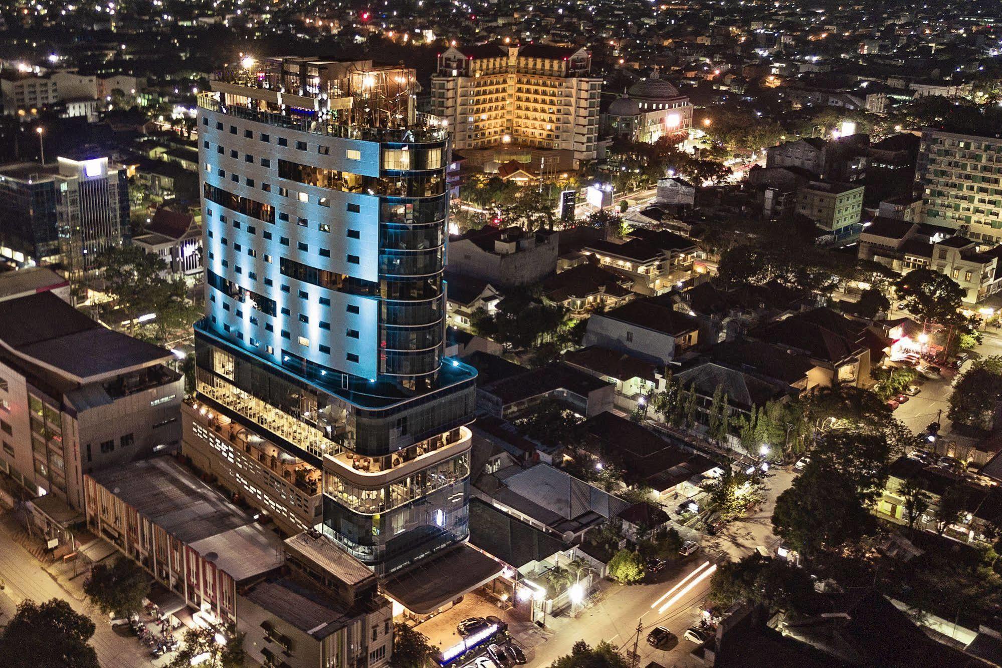 Hotel Melia Makassar Exterior foto